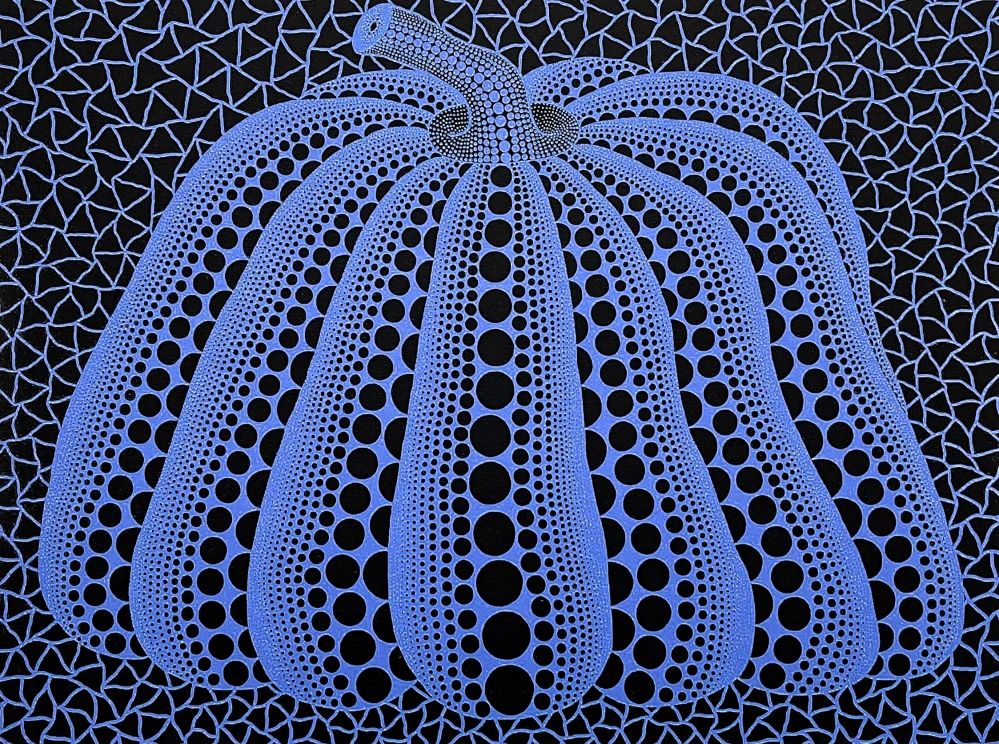 Yayoi Kusama - Pumpkin modro-fialová x/500 - signováno, číslovaná edice, 65x50 cm