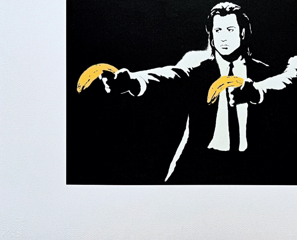 Banksy - Pulp Fiction 80/150 - číslovaná edice s certifikátem, 70x50cm