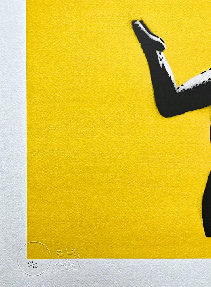 BANKSY/NOT BANKSY - Handstand Gymnast yellow 10/10 - originální ručně stříkaný sprej na papíře