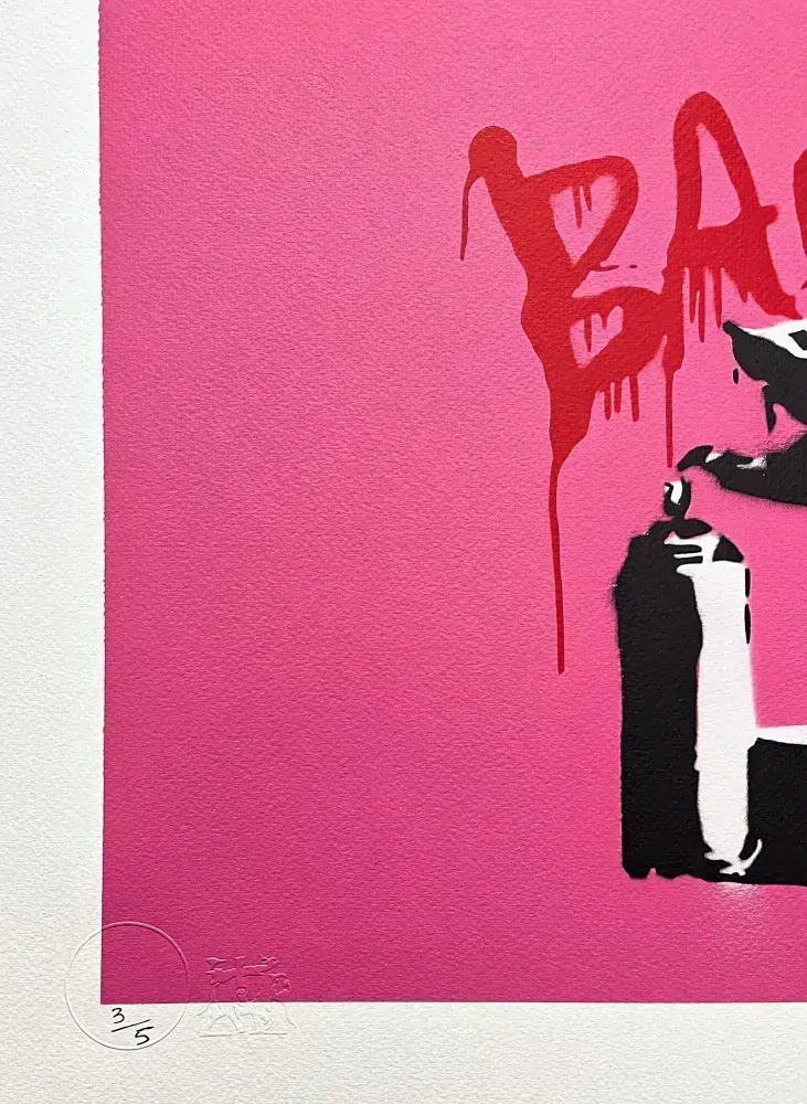 BANKSY/NOT BANKSY - Rat with Spray Cans pink 3/5 - originální ručně stříkaný sprej na papíře