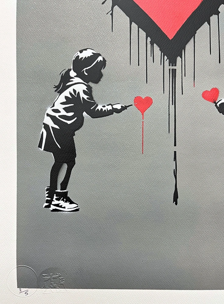 BANKSY/NOT BANKSY - Express your love gray 2/5 -  originální ručně stříkaný sprej na papíře