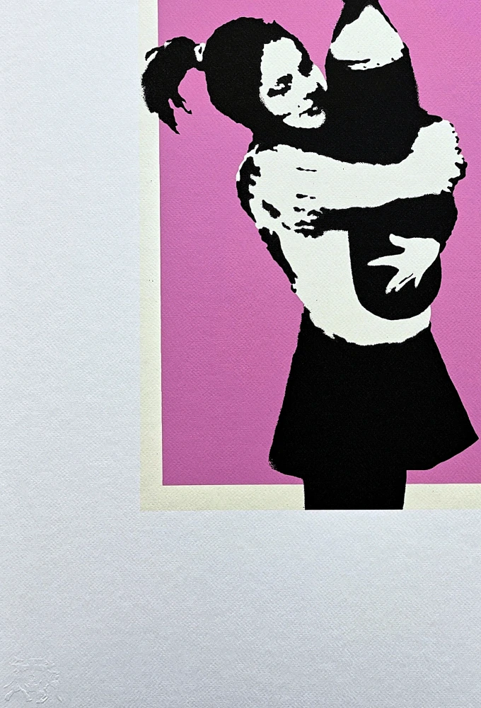 Banksy - Bomb love růžová 81/150 - číslovaná edice s certifikátem, 50x70cm
