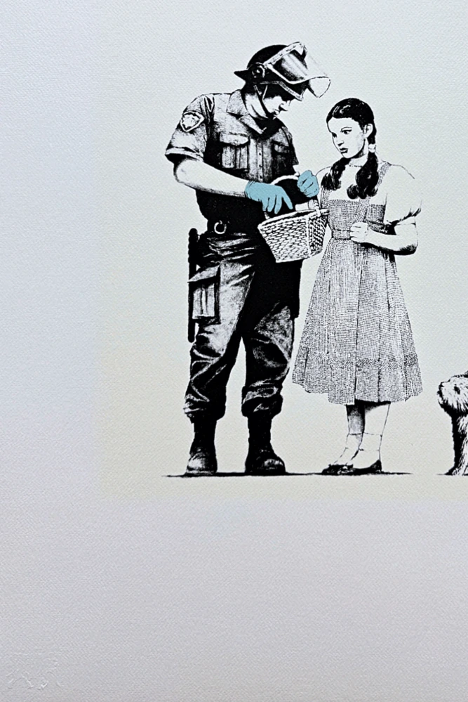 Banksy - Stop and Search v modrých rukavicích 109/150 - číslovaná edice s certifikátem, 50x70cm