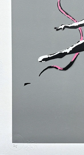 BANKSY/NOT BANKSY - Female Gymnast gray 1/1 - originální ručně stříkaný sprej na papíře