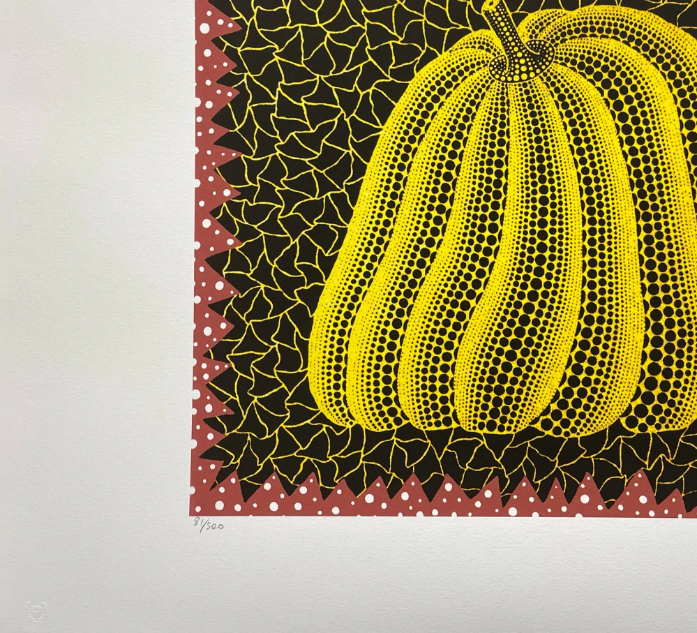 Yayoi Kusama - Yellow pumpkin with red stripes II x/500 - signováno, číslovaná edice, 65x50 cm