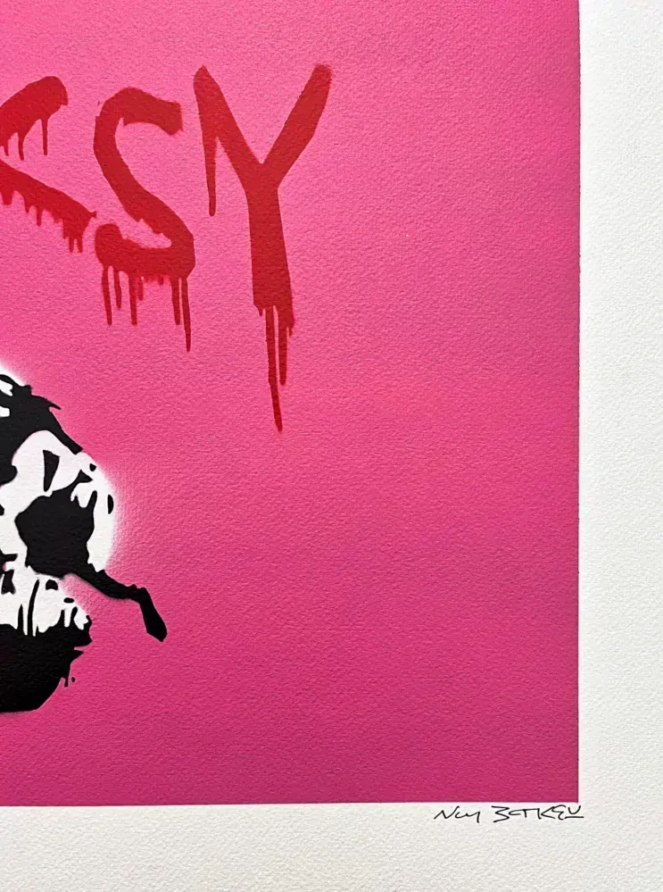 BANKSY/NOT BANKSY - Rat with Spray Cans pink 3/5 - originální ručně stříkaný sprej na papíře