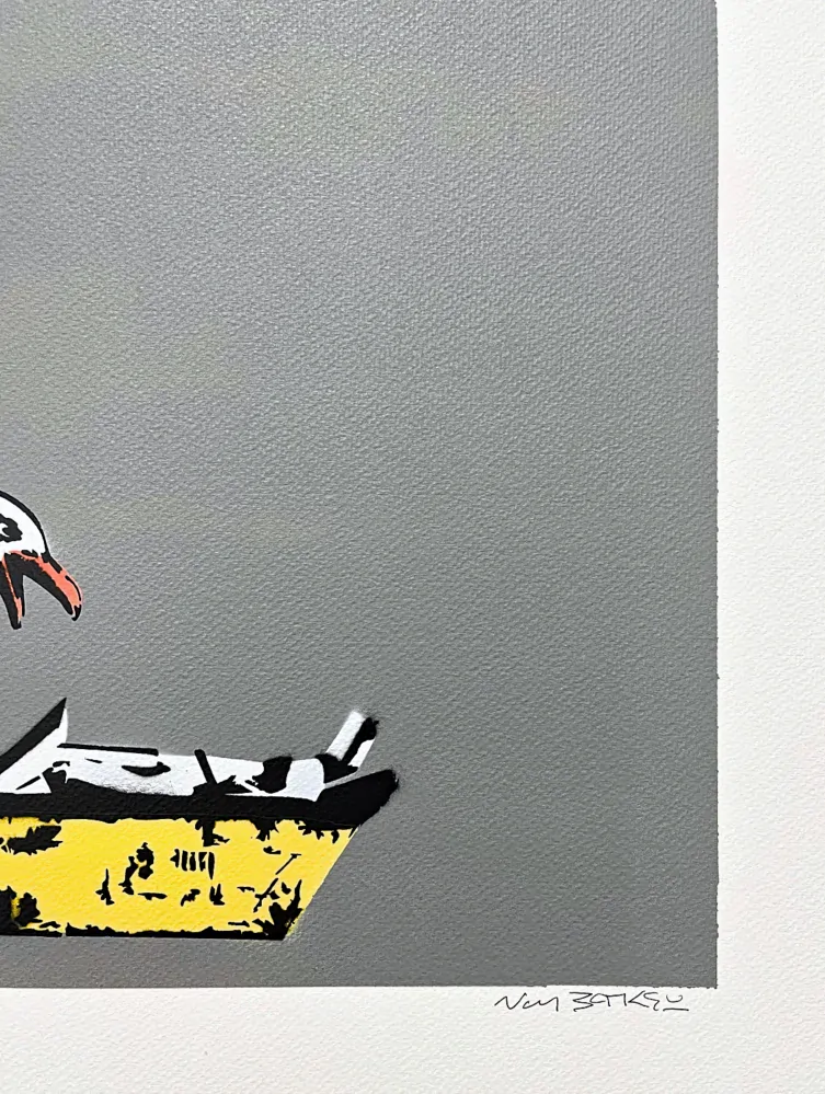 BANKSY/NOT BANKSY - Swooping Seagull gray 1/5 -  originální ručně stříkaný sprej na papíře