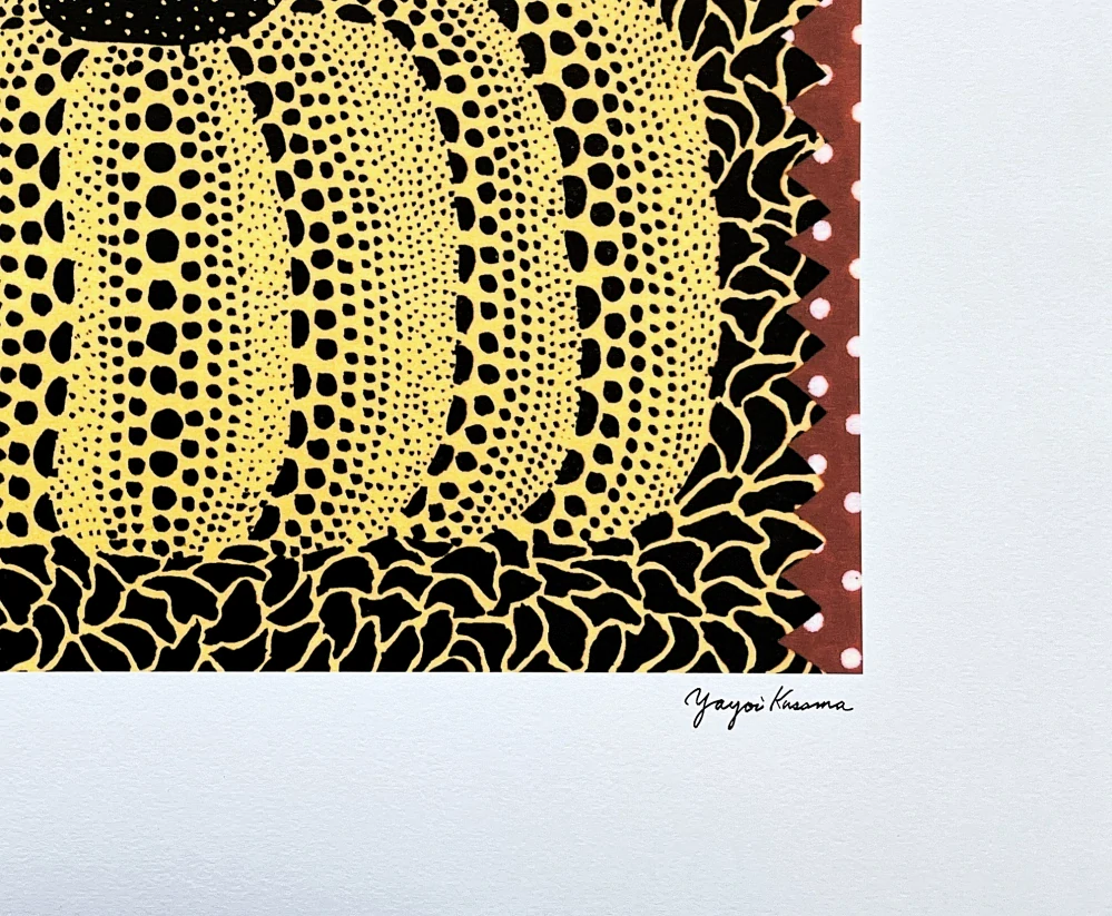 Yayoi Kusama - Yellow pumpkin with red stripes x/500 - signováno, číslovaná edice, 65x50 cm