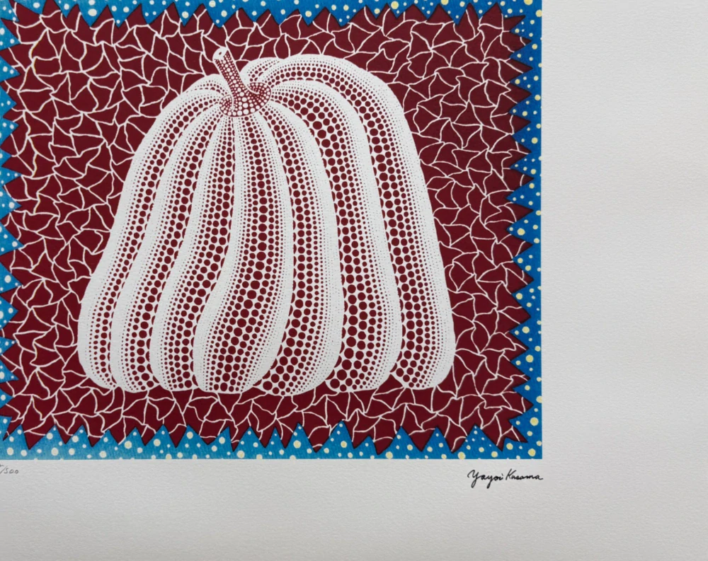 Yayoi Kusama - White Pumpkin Blue and Red x/500 - signováno, číslovaná edice, 65x50 cm