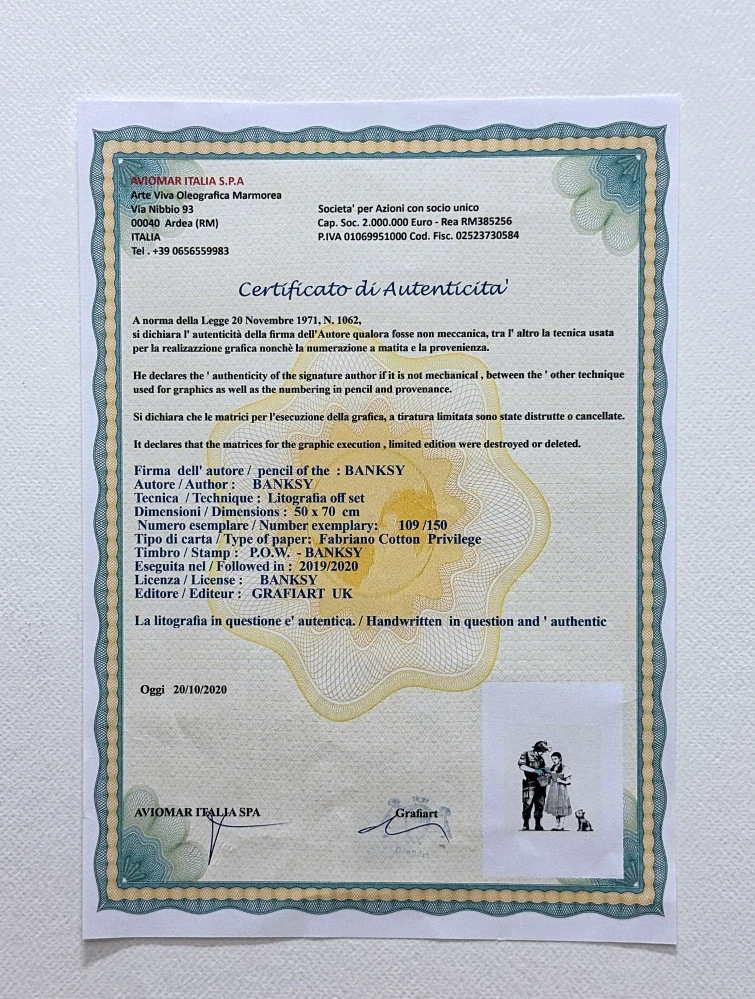 Banksy - Stop and Search v modrých rukavicích 109/150 - číslovaná edice s certifikátem, 50x70cm