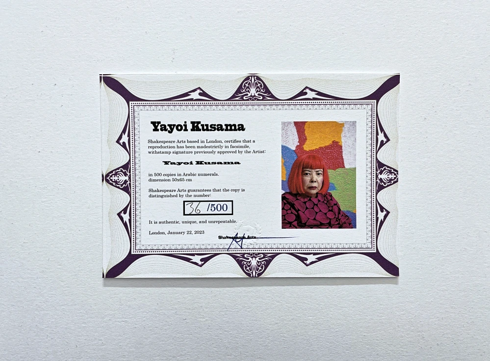 Yayoi Kusama - Pumpkin modro-fialová x/500 - signováno, číslovaná edice, 65x50 cm
