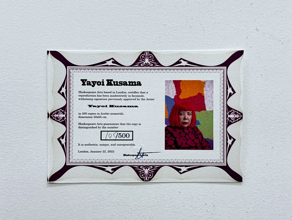 Yayoi Kusama - Ashtray x/500 - signováno, číslovaná edice, 65x50 cm