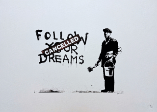 Banksy - Follow your dreams 111/150 - číslovaná edice s certifikátem, 70x50cm
