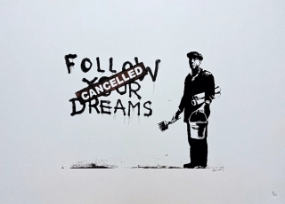 Banksy - Follow your dreams x/150 - číslovaná edice s certifikátem, 70x50cm