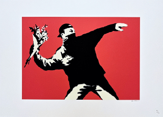 Banksy - Flower Thrower 42/150 - číslovaná edice s certifikátem, 70x50cm