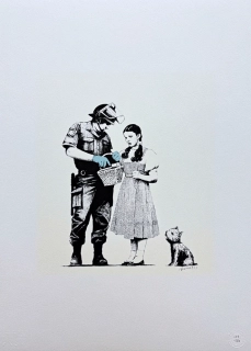 Banksy - Stop and Search v modrých rukavicích x/150 - číslovaná edice s certifikátem, 50x70cm
