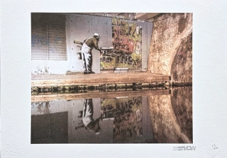 Banksy - Graffiti man 17/150 - číslovaná edice s certifikátem, razítko, 50x35cm